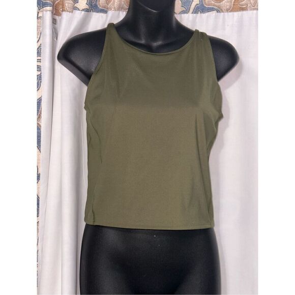 NICE Adidas Women's Crop Tank Medium Support Sports Bra Green Size M retails $40 - Picture 1 of 5
